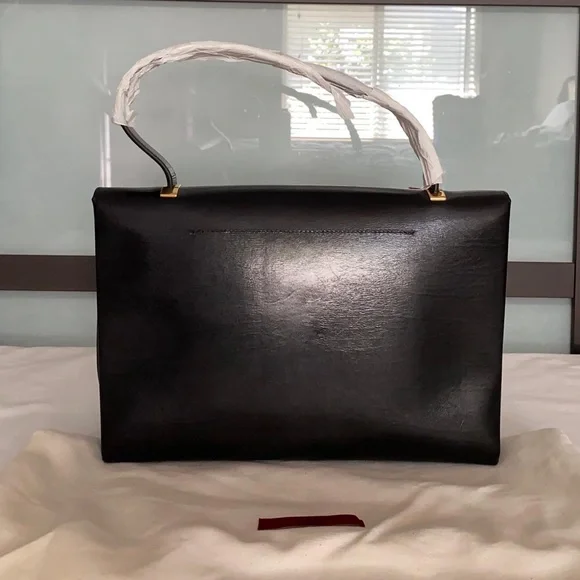 NWT Valentino Vlogo V Chain Top Handle Leather Handbag in Black - Picture 3 of 10